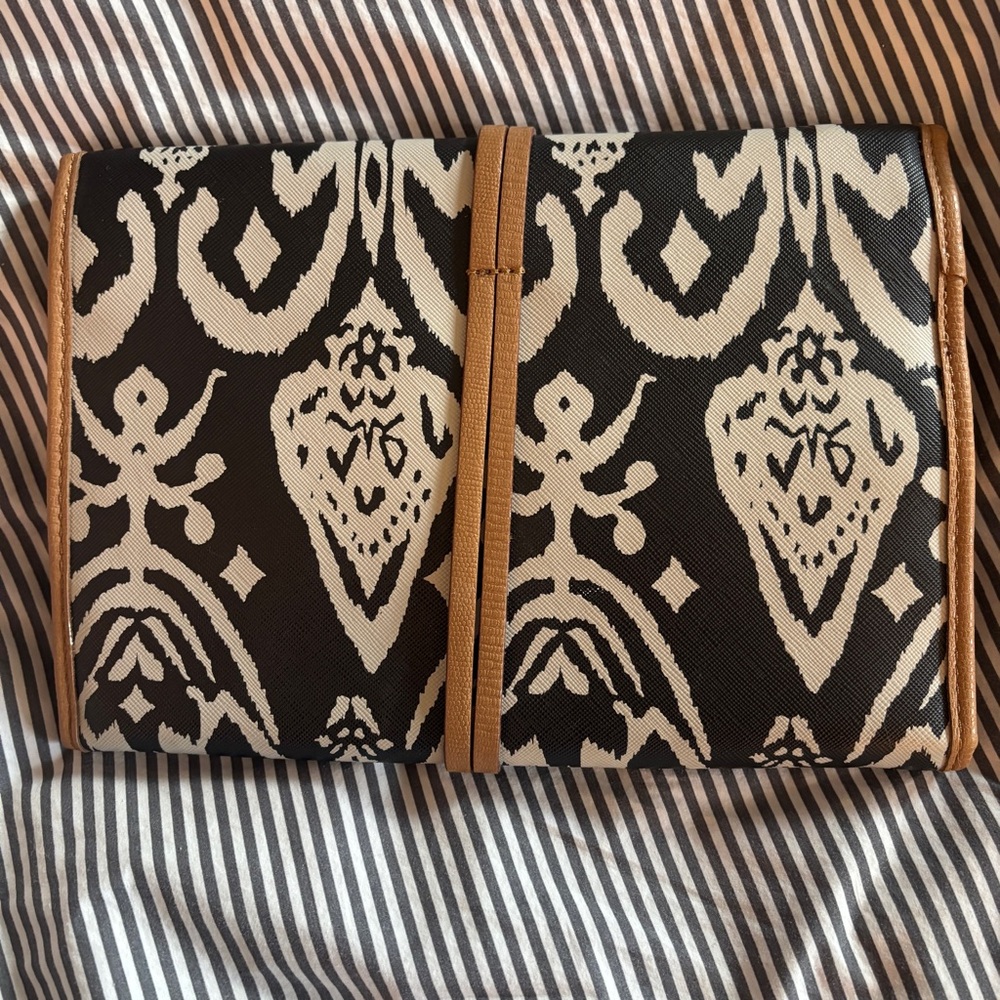 Stella & Dot Ikat Print Travel Jewelry Organizer View 2